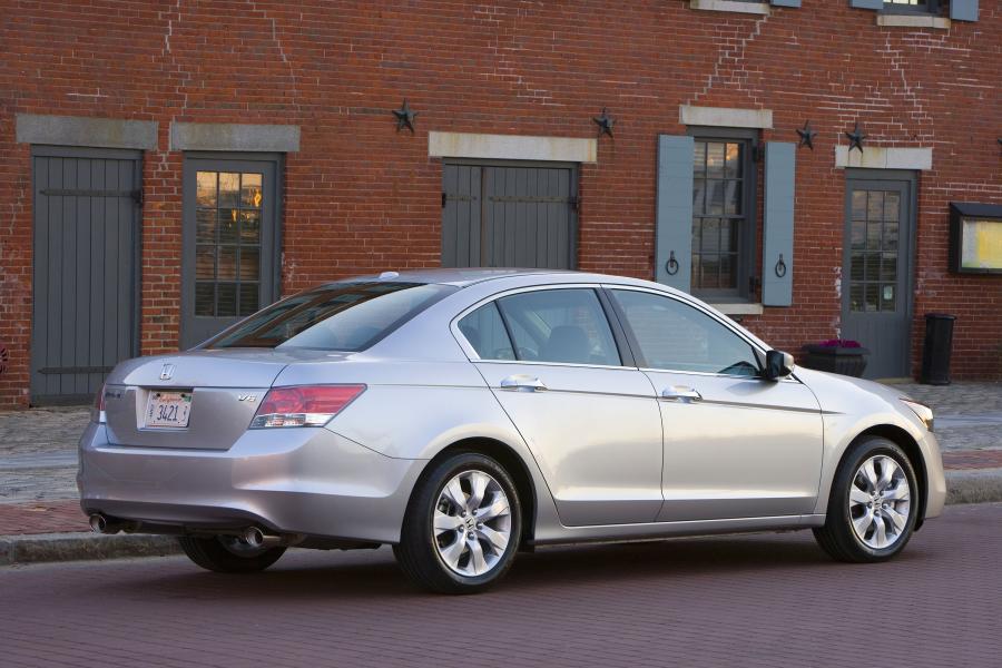  Honda Accord 2008 года  (US) (фото 11 из 47)